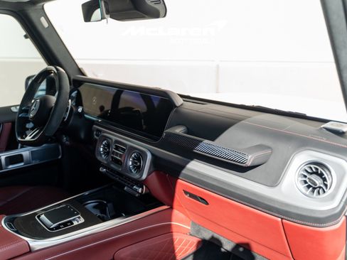 Used 2025 Mercedes-Benz G 63 AMG 4MATIC image 38