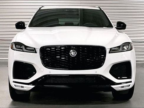 New 2026 Jaguar F-PACE R-Dynamic S image 2