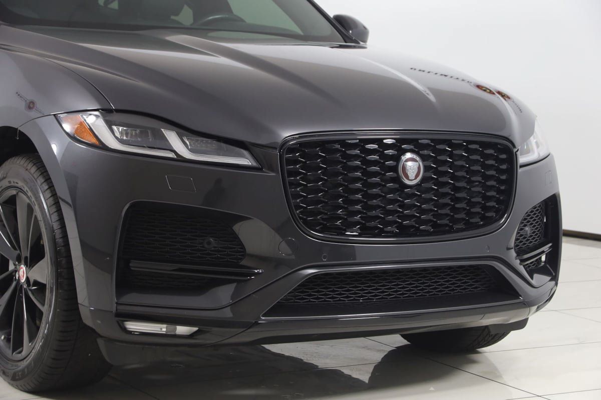 Used 2023 Jaguar F-PACE S AWD/4WD image 35