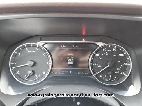 Used 2023 Nissan Rogue SV image 14