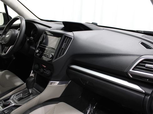 Used 2024 Subaru Forester Premium AWD/4WD image 25