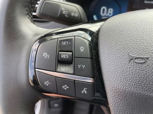 Used 2024 Ford Escape Platinum AWD/4WD image 26