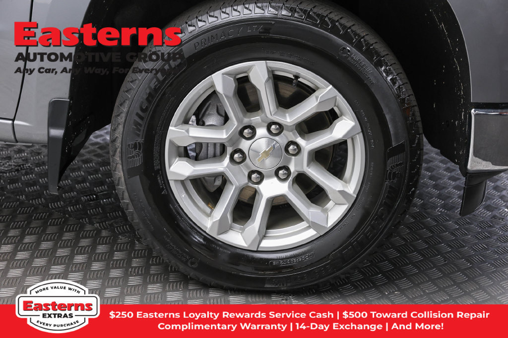 Used 2023 Chevrolet Silverado 1500 LT AWD/4WD image 34