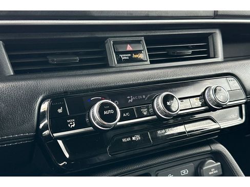 Certified 2025 Honda Pilot EX-L image 28