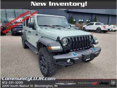 Used 2023 Jeep Wrangler Unlimited w/ Sun & Screen Package
