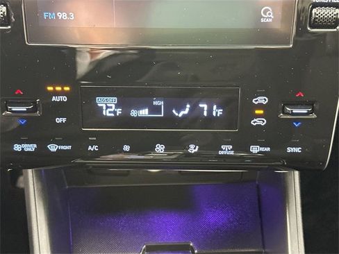 Used 2022 Hyundai Tucson SEL w/ Cargo Package image 14