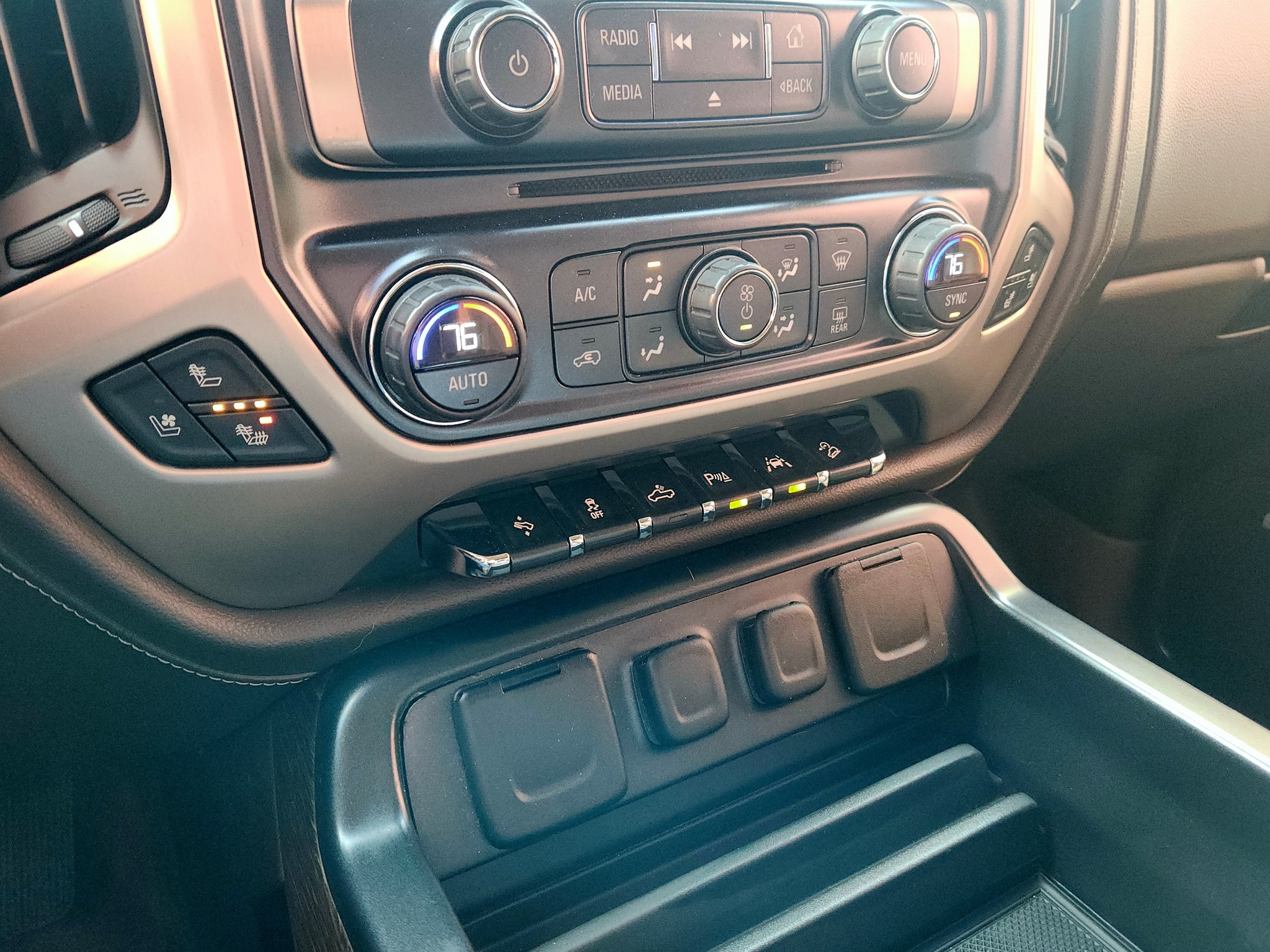 Used 2017 GMC Sierra 1500 Denali AWD/4WD image 29