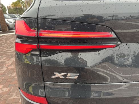 Used 2025 BMW X5 sDrive40i w/ M Sport Package image 44