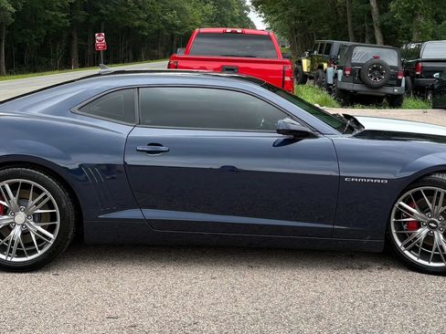 Used 2011 Chevrolet Camaro SS w/ RS Package RWD image 9