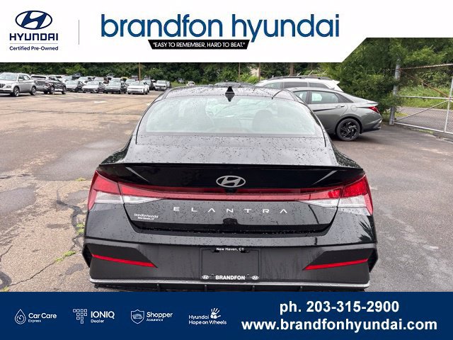 Certified 2026 Hyundai Elantra Sport w/ Cargo Package FWD image 5
