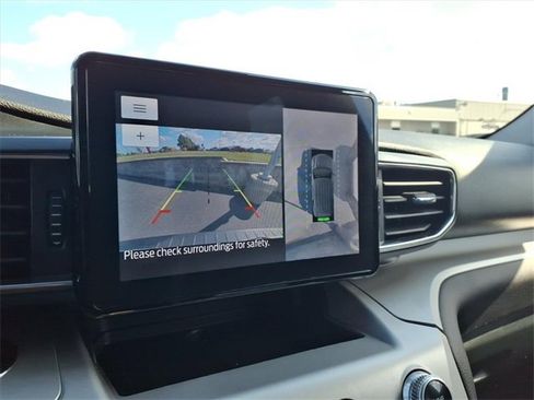 Used 2023 Ford Explorer XLT w/ Equipment Group 202A image 20