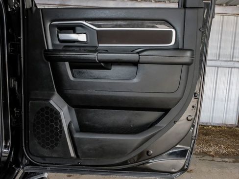 Used 2024 RAM 2500 Big Horn AWD/4WD image 46