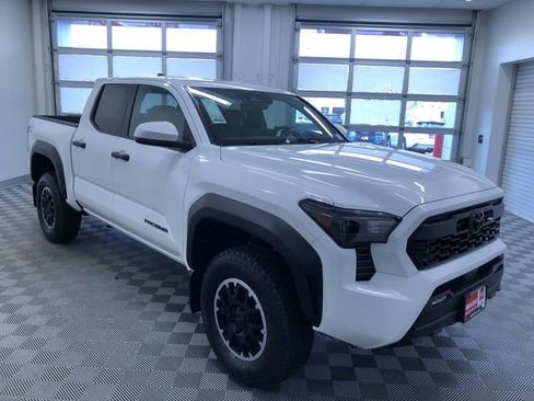 New 2026 Toyota Tacoma TRD Off-Road AWD/4WD image 7