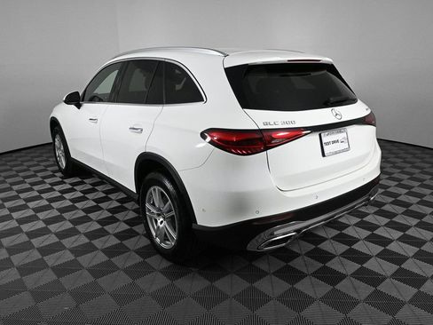 New 2025 Mercedes-Benz GLC 300 4MATIC image 4