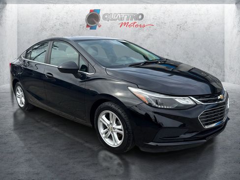 Used 2016 Chevrolet Cruze LT w/ Sun And Sound Package FWD image 8