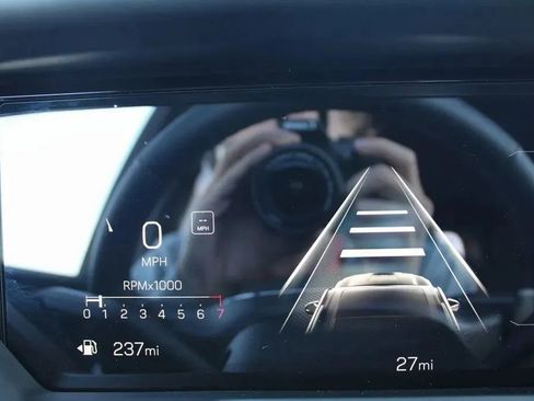 New 2025 GMC Acadia Elevation w/ Elevation Premium Package image 14