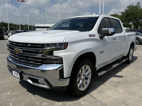 Used 2019 Chevrolet Silverado 1500 LTZ w/ LTZ Texas Edition AWD/4WD image 9