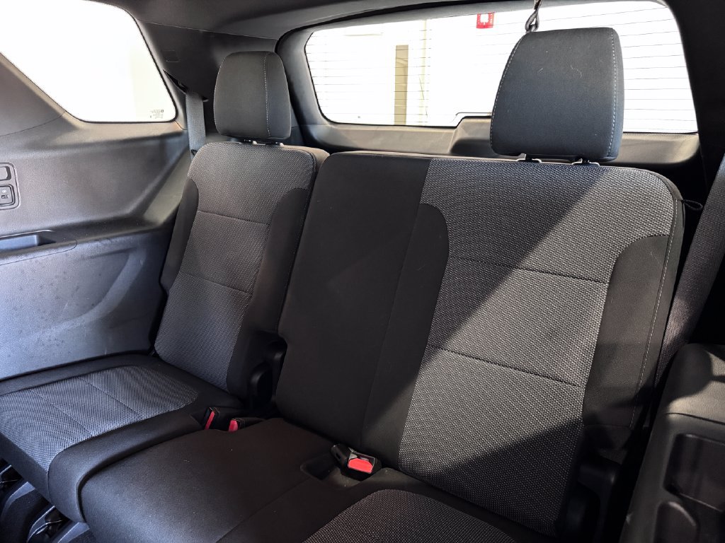 Certified 2023 Chevrolet Traverse LT AWD/4WD image 11