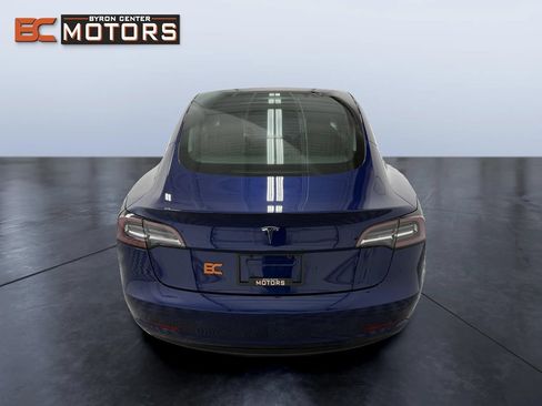 Used 2018 Tesla Model 3 Long Range RWD image 5