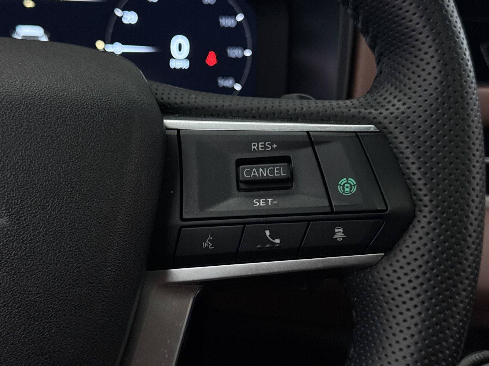 Used 2025 Mitsubishi Outlander SEL FWD image 38