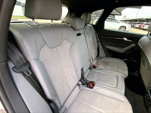 Used 2022 Audi SQ5 Premium Plus image 19