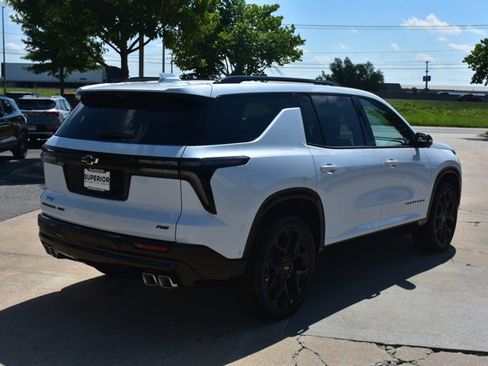 New 2026 Chevrolet Traverse RS w/ LPO, Floor Liner Package AWD/4WD image 5