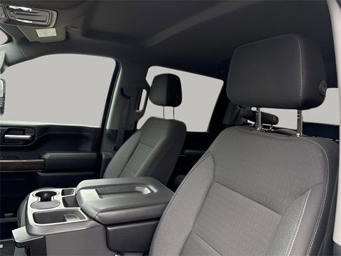 Used 2020 Chevrolet Silverado 2500 LT w/ Convenience Package image 8