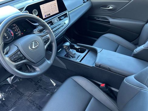 Certified 2025 Lexus ES 350 image 10