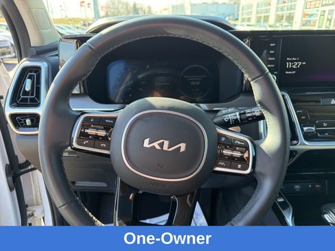Used 2023 Kia Sorento SX image 13