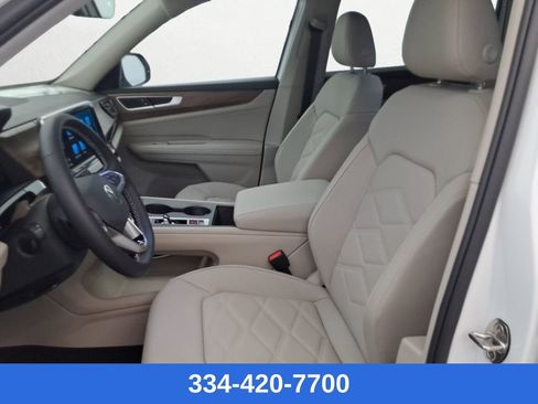 New 2026 Volkswagen Atlas SE image 12
