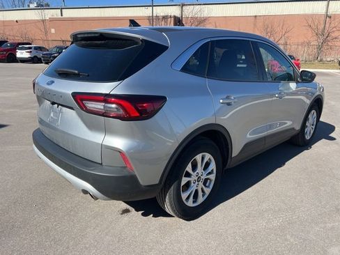 Certified 2024 Ford Escape Active w/ Cold Weather Package image 5