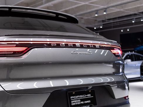 Certified 2021 Porsche Cayenne S image 32