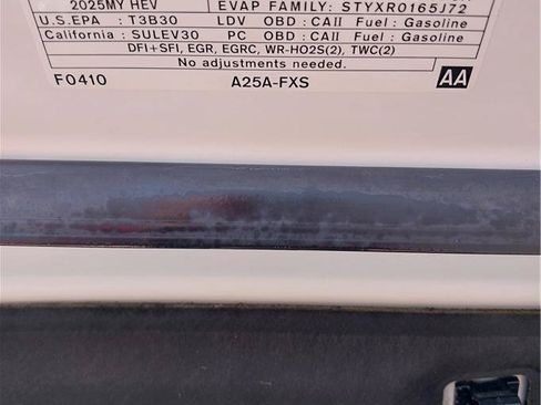 Used 2025 Toyota Camry LE FWD image 20