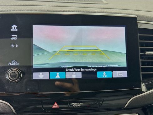 Used 2022 Honda Pilot Touring image 14