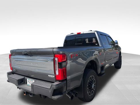Used 2024 Ford F250 Platinum AWD/4WD image 9