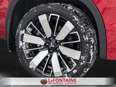 New 2026 Mitsubishi Outlander SEL image 33