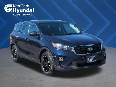 Used 2020 Kia Sorento AWD V6 image 1