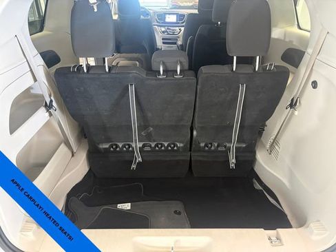 Used 2023 Chrysler Voyager LX FWD image 24