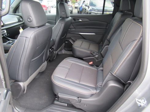 New 2026 Chevrolet Traverse High Country FWD image 33