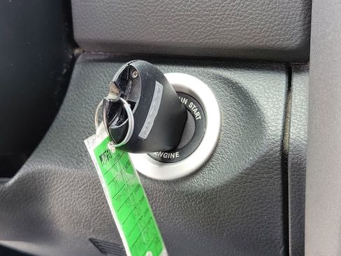 Used 2017 RAM 1500 Tradesman w/ Power & Remote Entry Group image 31