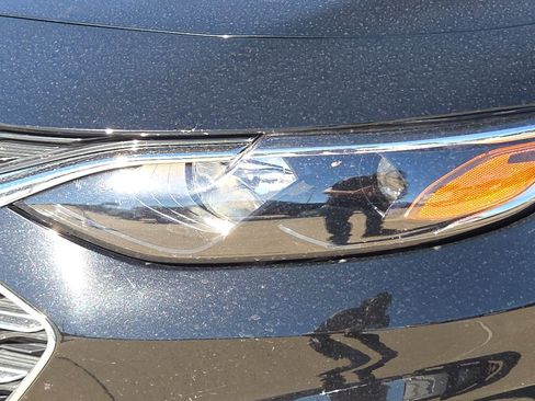 Used 2024 Chevrolet Malibu LT FWD image 4