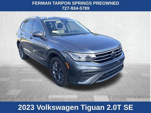 Used 2023 Volkswagen Tiguan SE FWD image 1