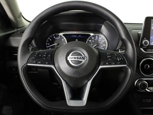 Certified 2023 Nissan Sentra SV FWD image 10