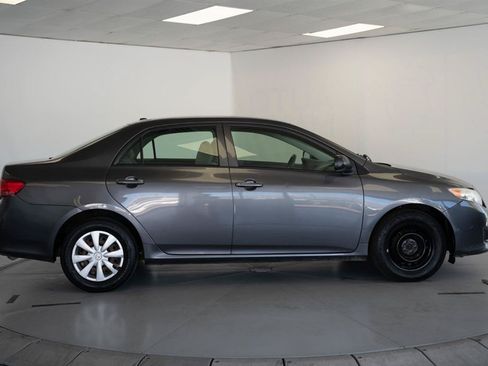 Used 2009 Toyota Corolla FWD image 8