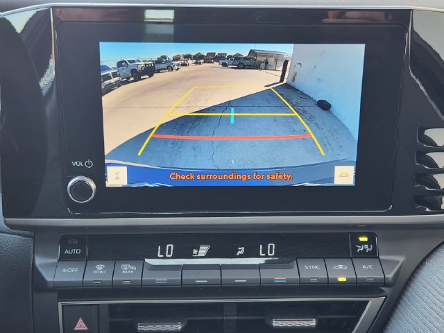 Used 2026 Toyota Camry SE w/ Convenience Package FWD image 6