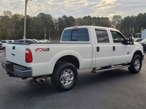 Used 2016 Ford F250 XLT w/ XLT Premium Package image 3