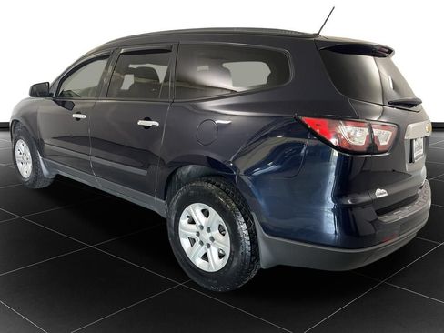 Used 2015 Chevrolet Traverse LS FWD image 3