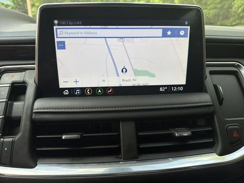 Used 2021 GMC Yukon AT4 w/ Rear Media and Nav Package AWD/4WD image 14