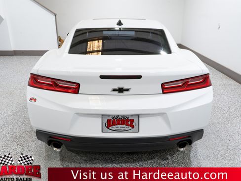 Used 2017 Chevrolet Camaro LT image 4