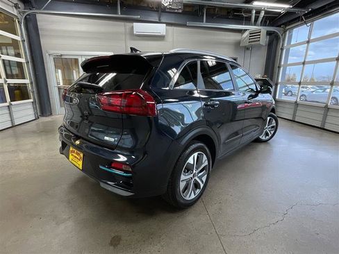 Used 2020 Kia Niro EX image 5